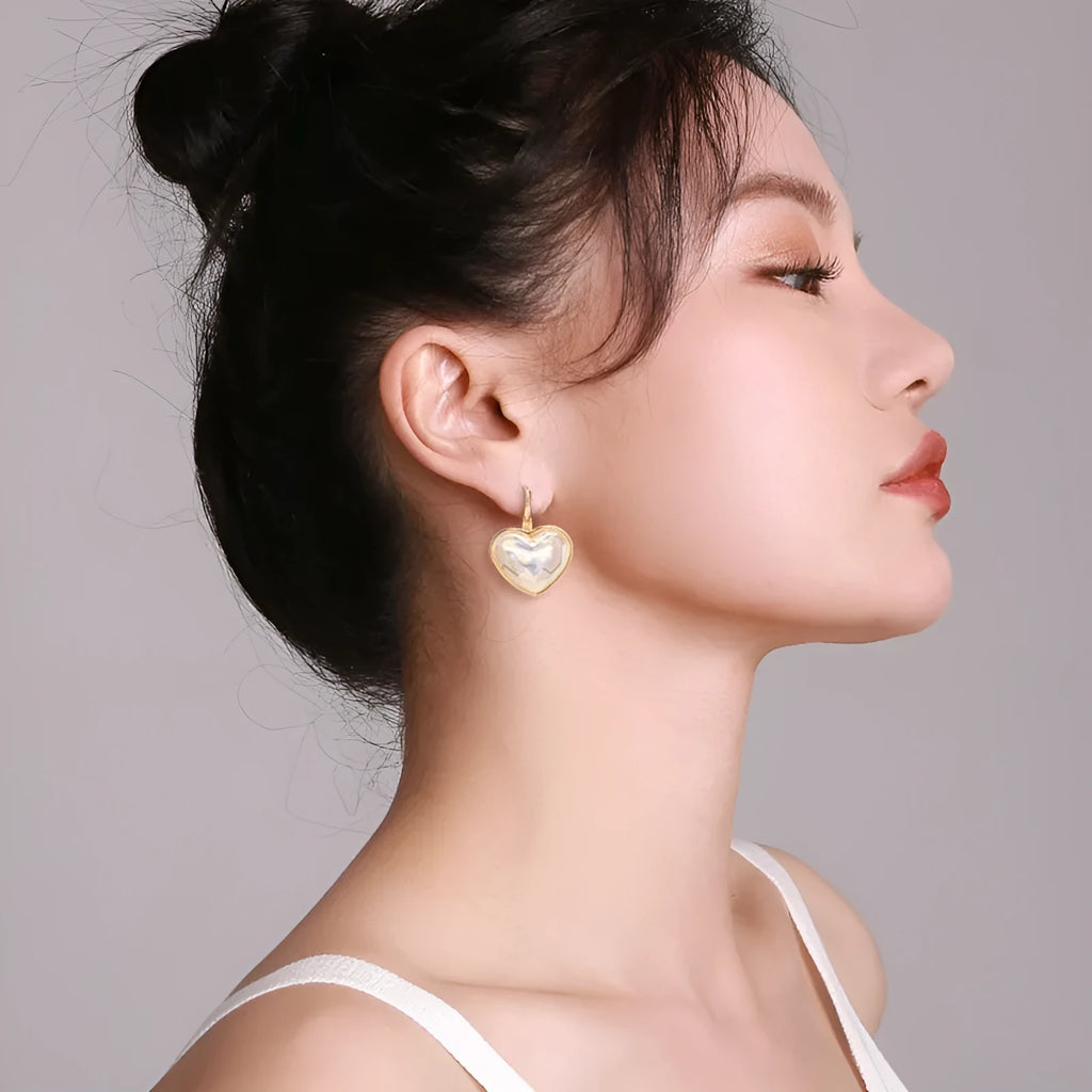 Gold alloy clip-on earrings with natural styling for women's summer fashion