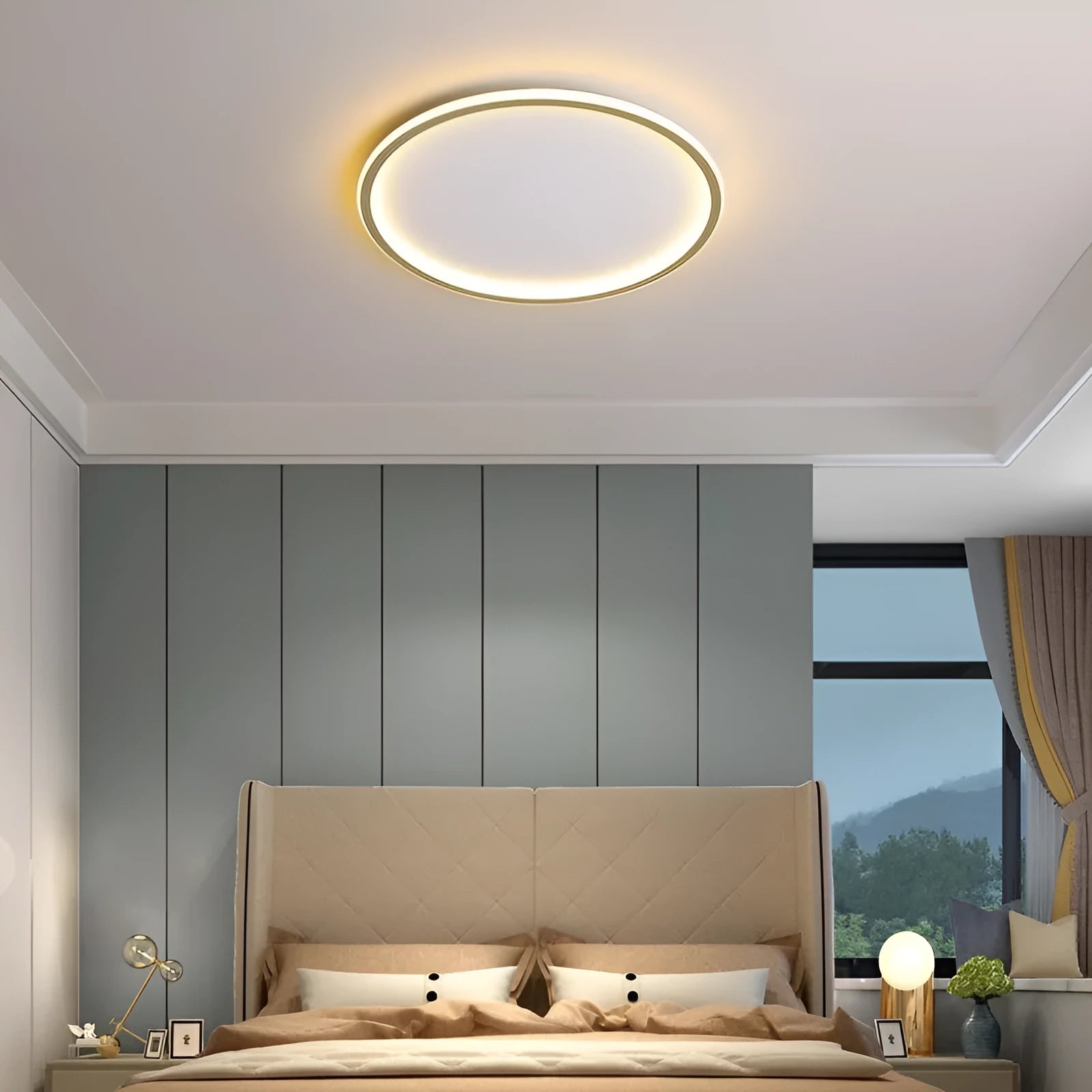 Minimalist circular ceiling lamp in black finish with dimmable LED lighting and three colour temperature options