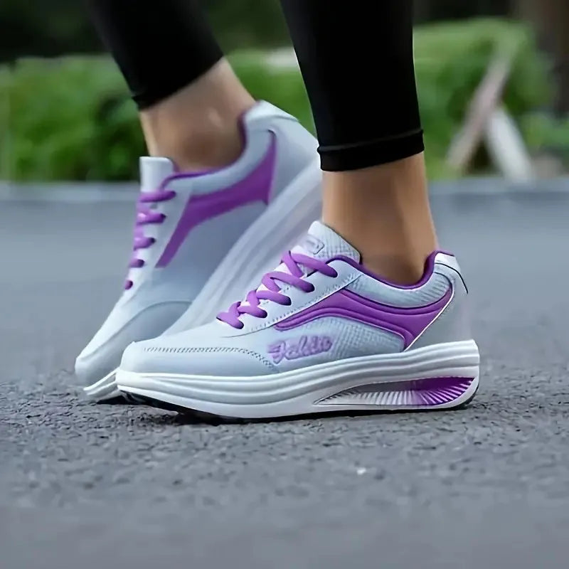Women's heelless sports shoes in multiple colours with a middle heel, shown on a size chart from 35 to 42.