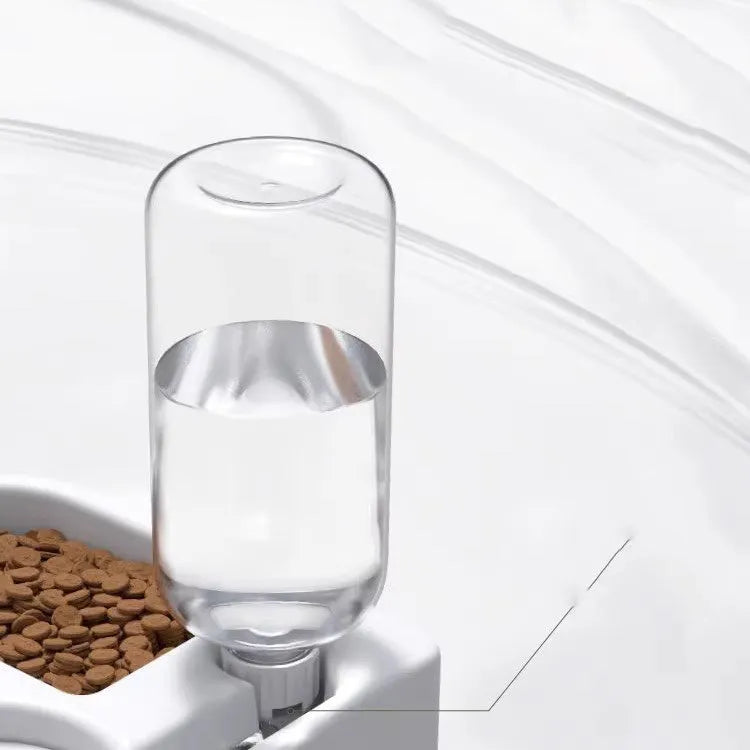 White stainless steel top cat water fountain with quiet pump and 2.4 litre capacity