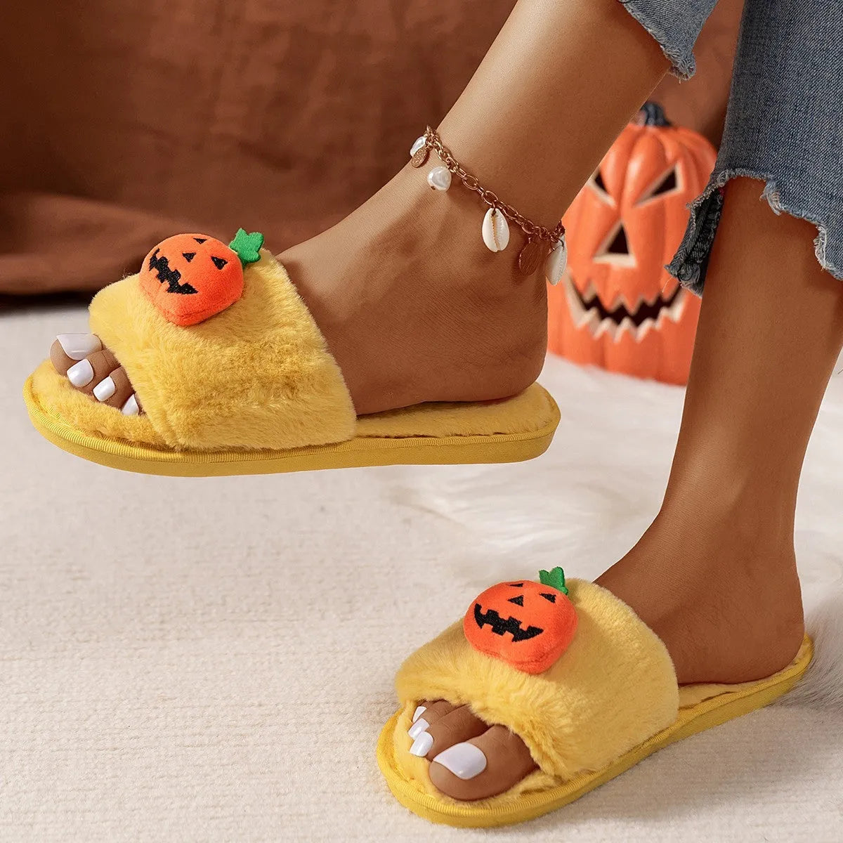Halloween pumpkin cartoon plush slippers with synthetic fur upper and anti-slip PVC soles