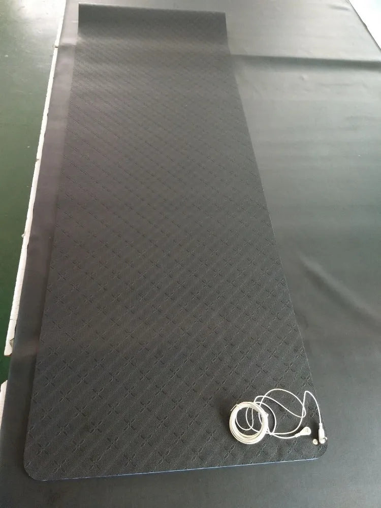 Blue floral pattern conductive yoga mat with grounding wire measuring 182x61cm