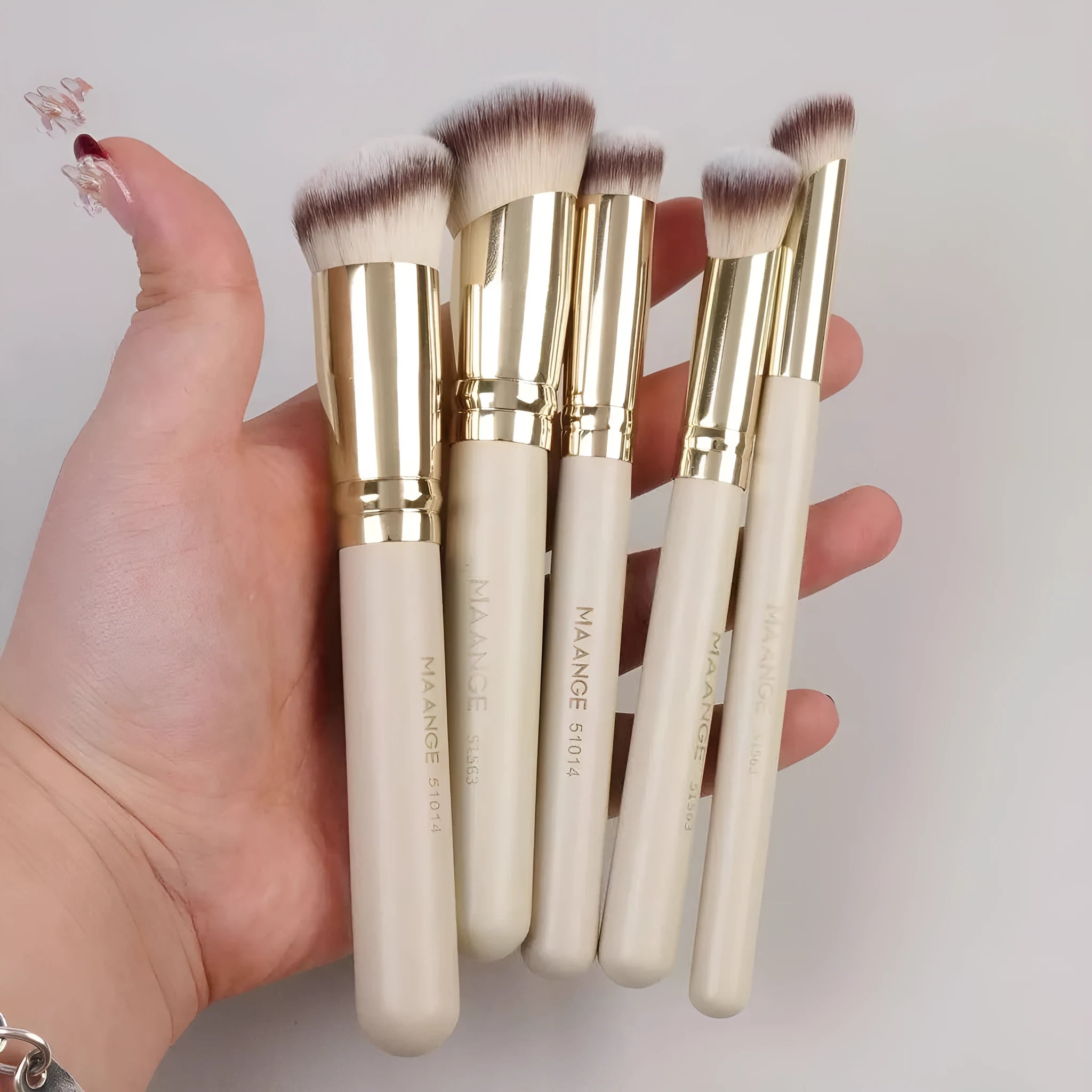 MAANGE angled blush makeup brush set in apricot colour with synthetic hair bristles