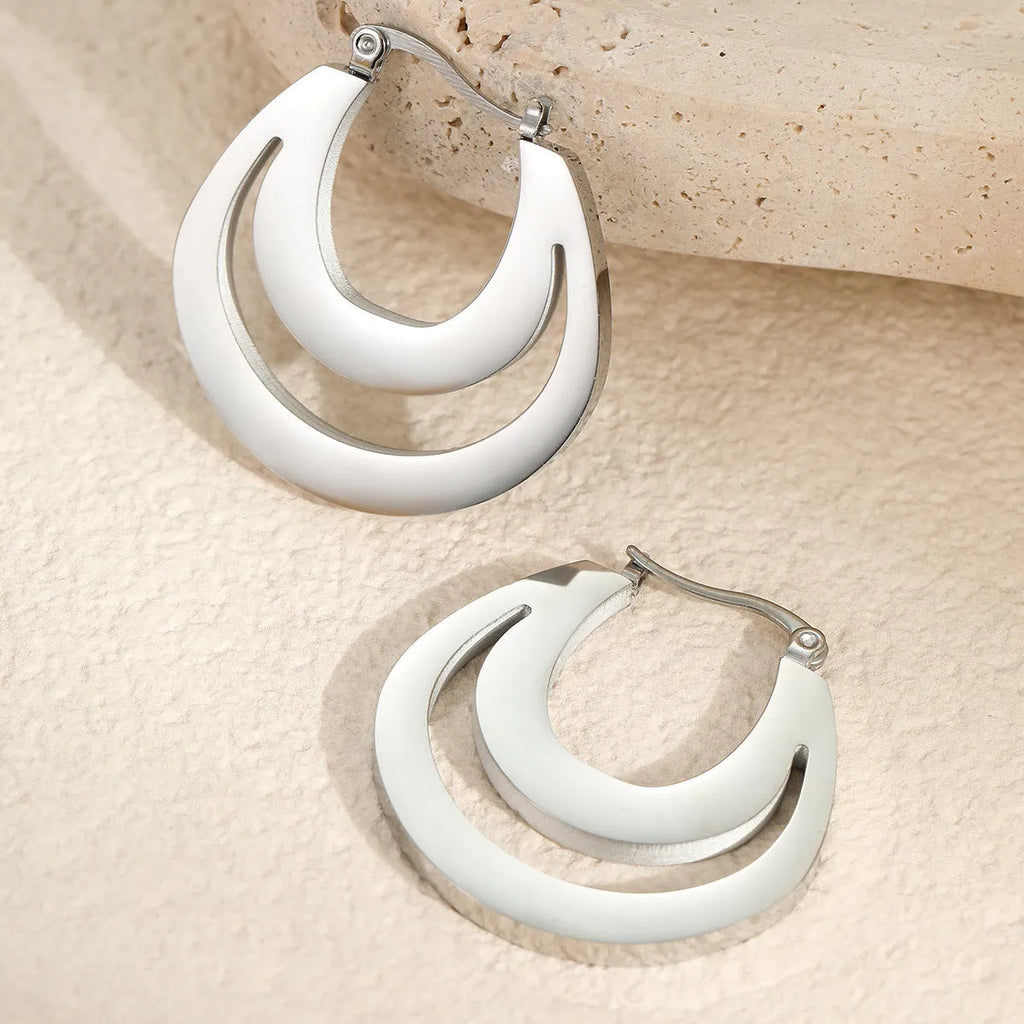 Geometric French earrings with 18K gold plating on stainless steel in minimalist round ring design