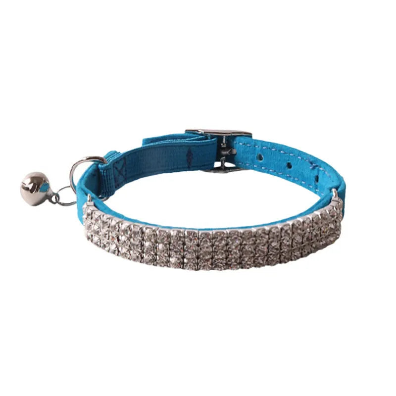 Flannel elastic buckle cat collar in six colour options showing gang drill pattern and dimensions