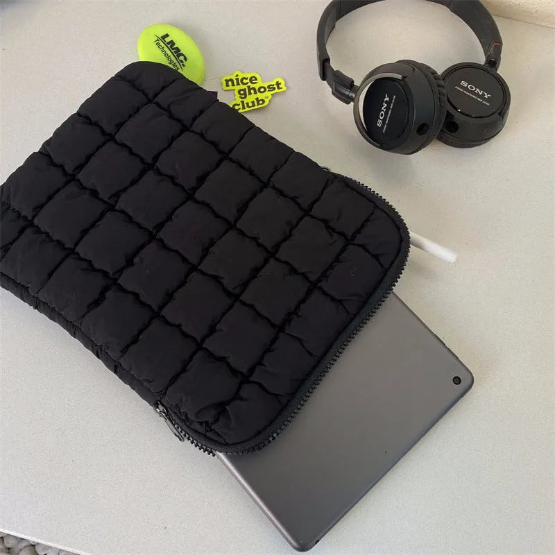 Large capacity black nylon laptop bag with cloud cotton padding for 15.6 inch devices
