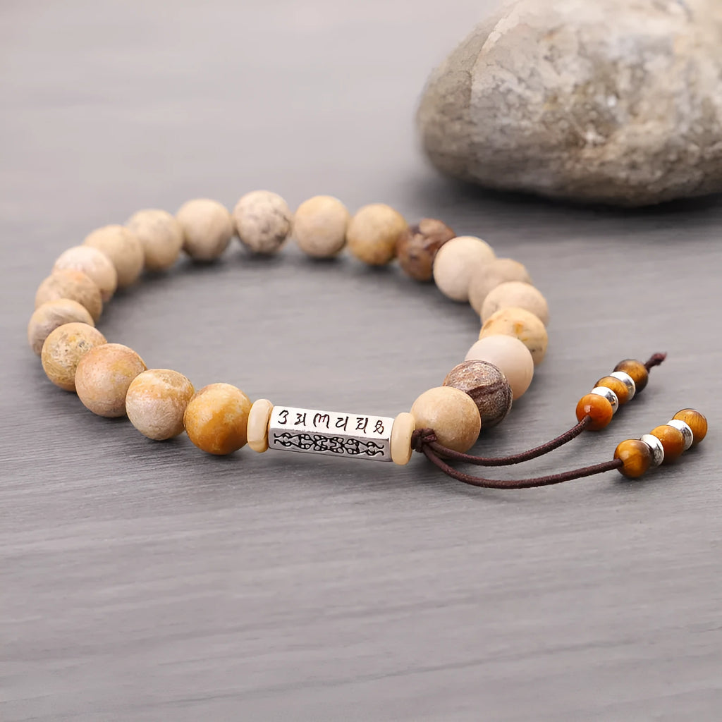 Handmade stone bead bracelet in wood colour with European American retro simple style