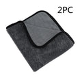 Grey 40x40 cm microfiber car wash towel for drying vehicles.