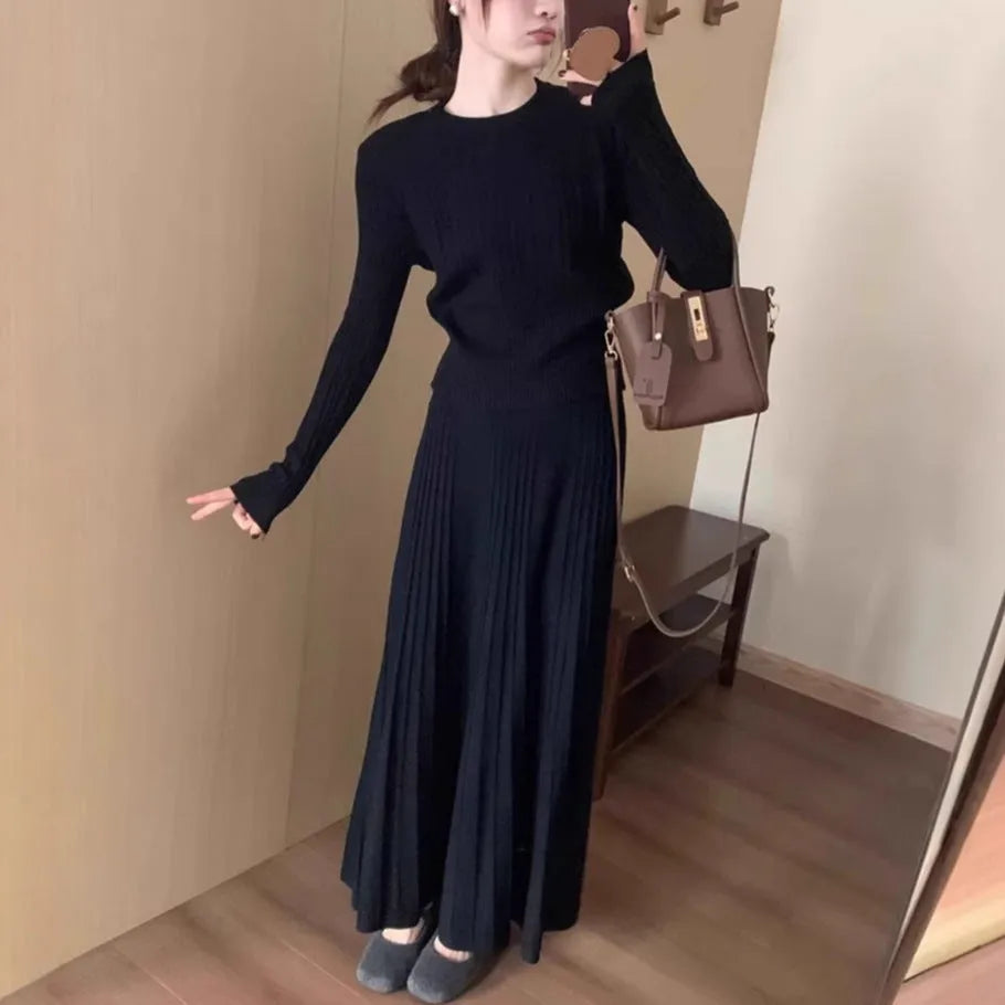 Women's dark grey knitted long dress suit two-piece set with ethnic style 3D pattern