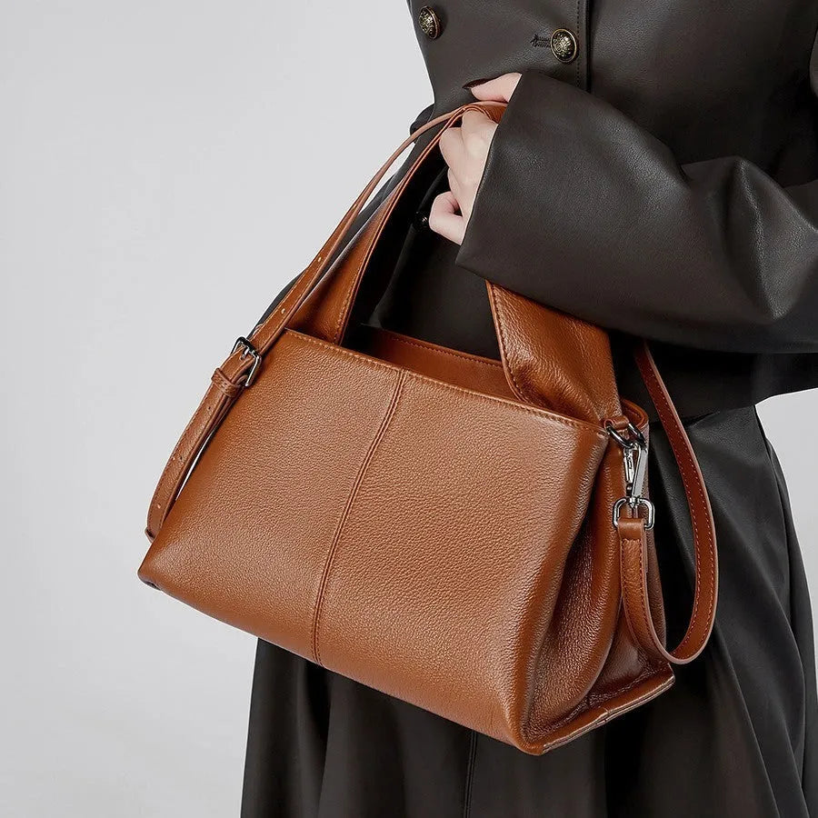 Women's retro texture cowhide messenger bag in horizontal square shape with shoulder strap