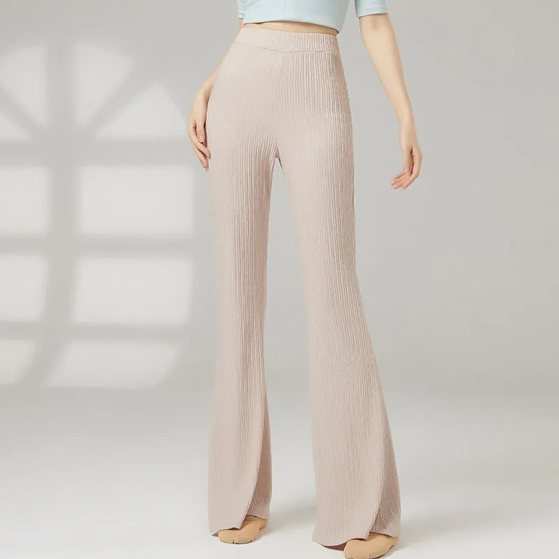 Women's solid colour dance training pants in polyester for sports practice