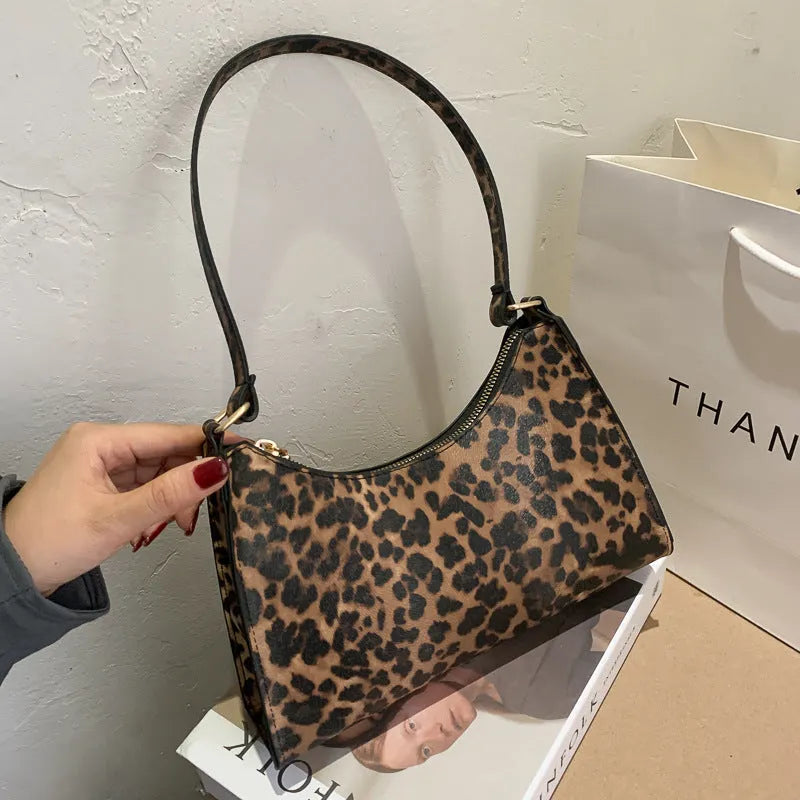 Korean style small square women's shoulder bag in PU material with crossbody strap