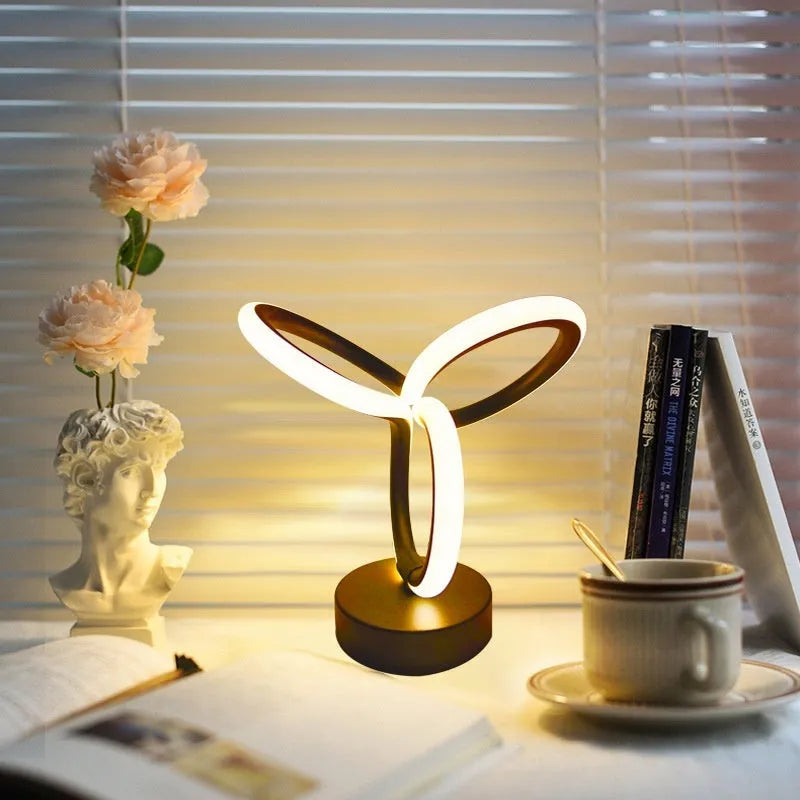 Black musical note shaped Bluetooth RGB mood light with iron and aluminium construction for smartphone control