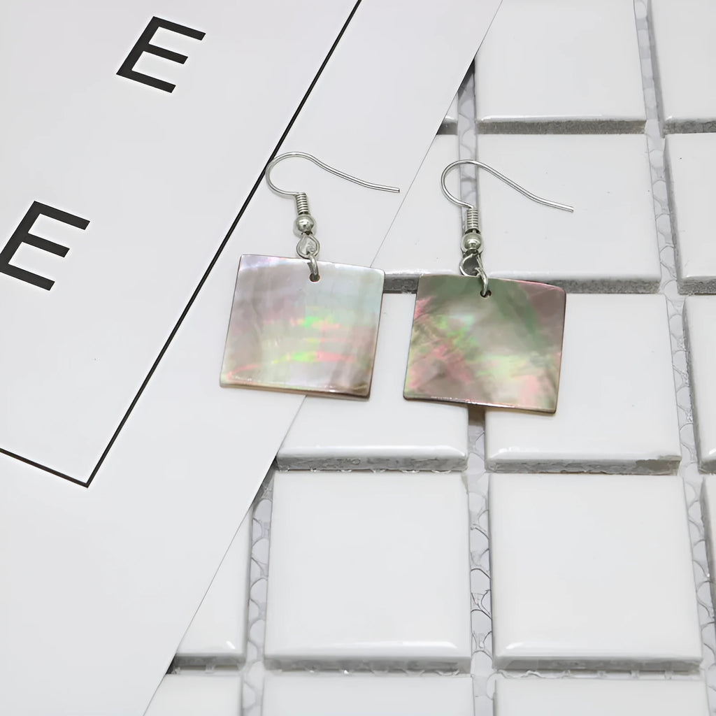 Women's geometric shell earrings in retro style with square panther or rectangular shell colour options