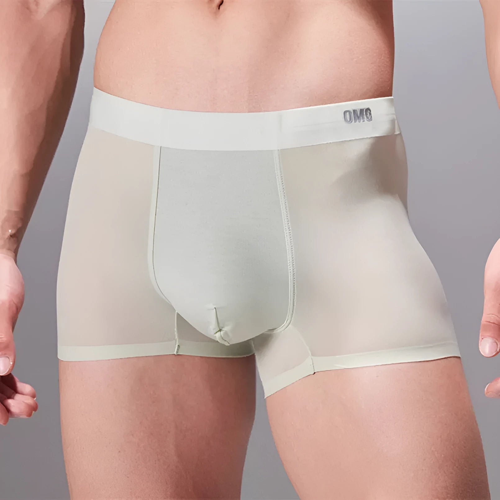 Men's large size seamless antibacterial fitness shorts in four colour options