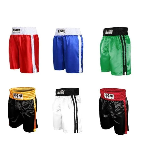Two-tone boxing shorts for kickboxing in a black and white colour combination with a wide waistband.