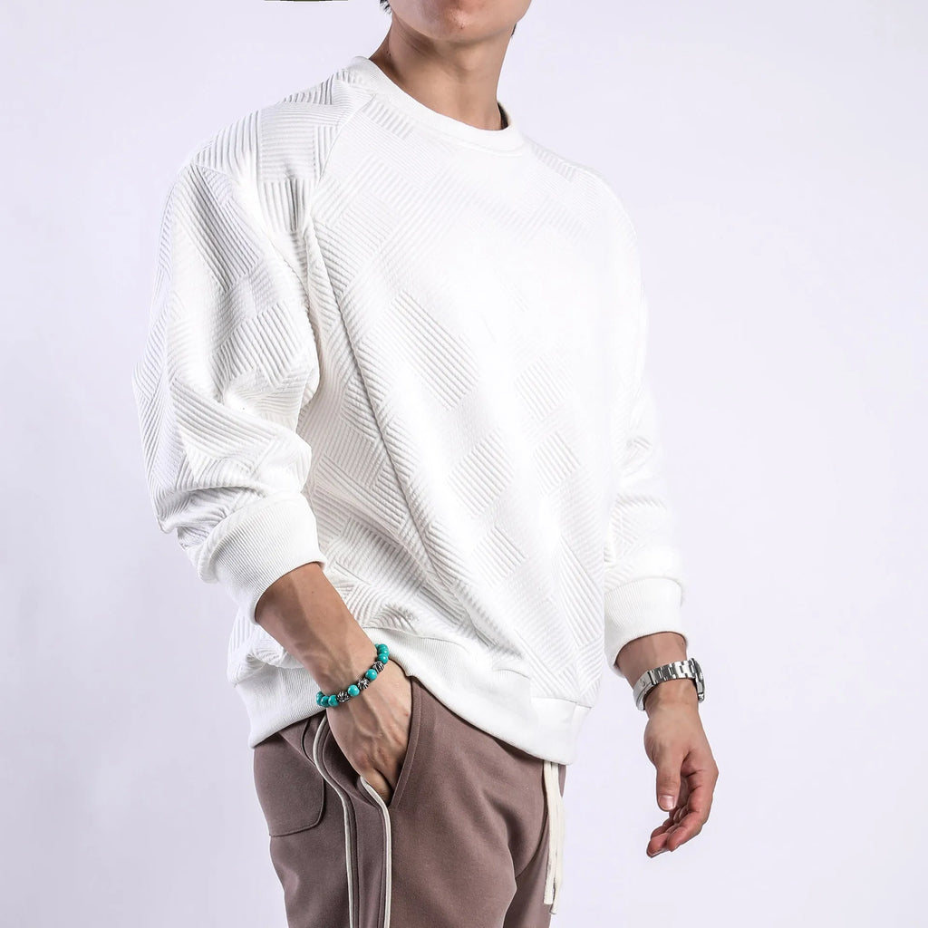 Men's loose fit twill jacquard pullover sweater in solid colours with round neck and long sleeves