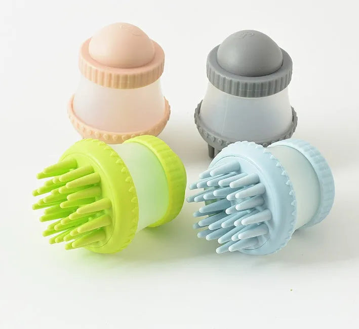 Multifunctional TPR pet bathing brush in pink, 11.8x7.8cm, with silicone bristles for dog and cat grooming