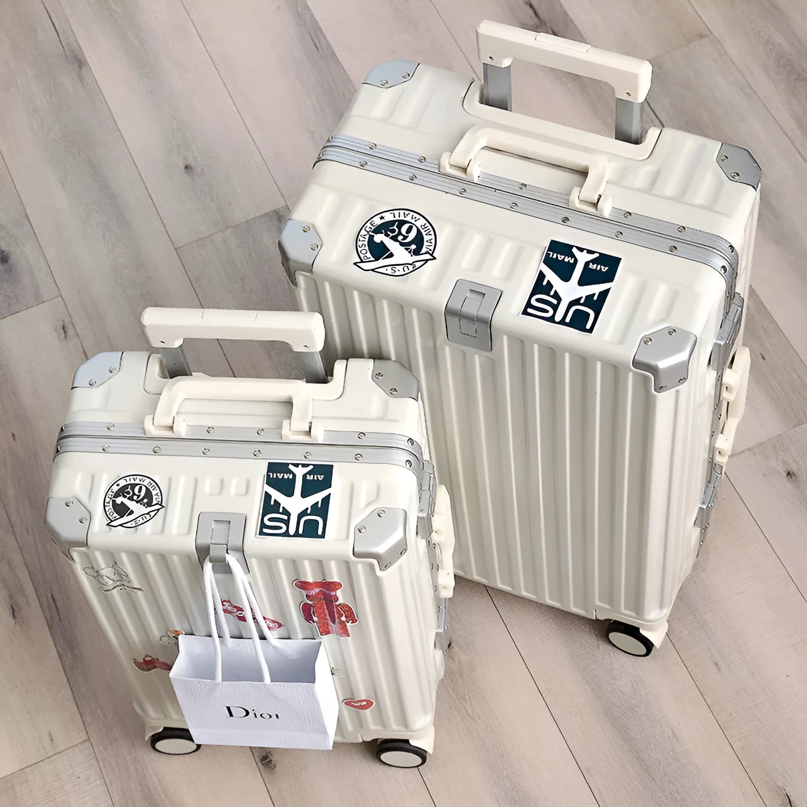 Aluminium frame luggage trolley case with ABS PC shell and universal wheels