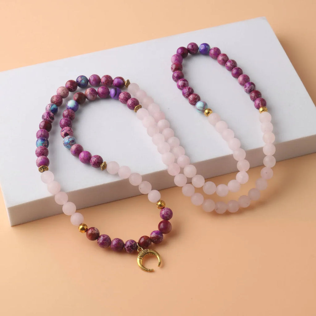 Pink crystal emperor stone beads pendant necklace with round elements for casual unisex fashion wear