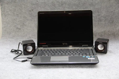 Black square USB-powered 2.0 channel computer speaker for desktop audio
