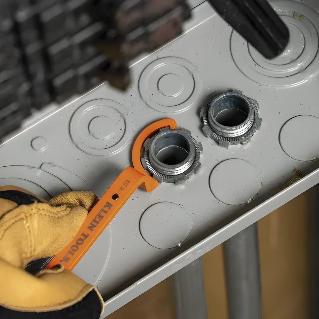 H251 specification three-piece wrench set showing orange, grey and black crescent, magnetic suction and catheter locking tools