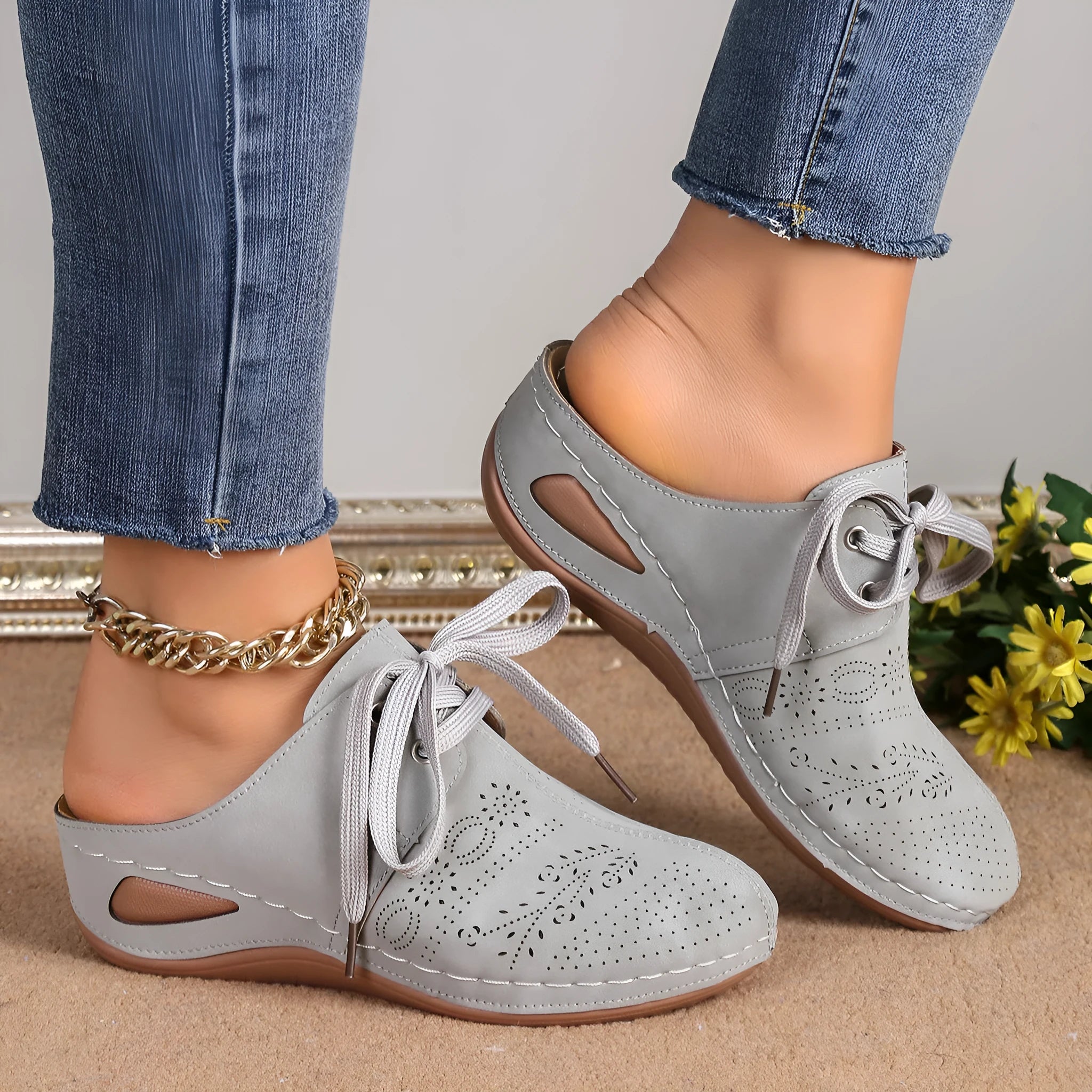 Women's lace-up wedge slippers with hollow-out suede upper and rubber sole