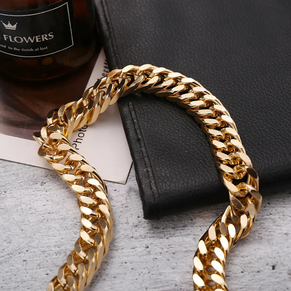 Gold tone thick chain women's necklace with 32cm length and 6cm pendant drop