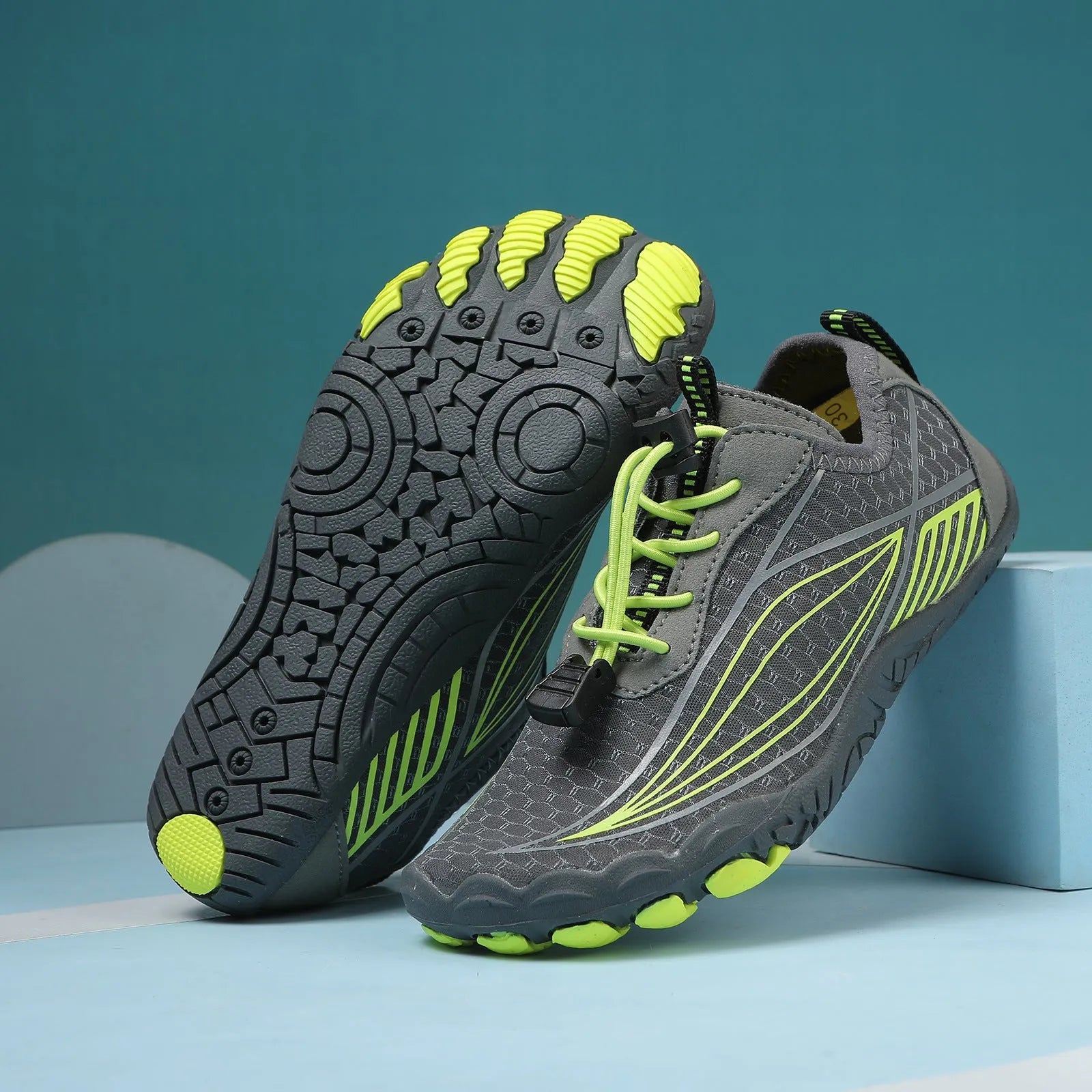 Children's wading swimming shoes with elastic closure and rubber sole in multiple colour options