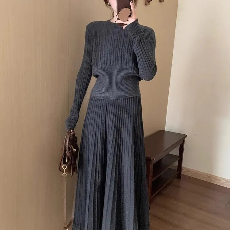 Women's dark grey knitted long dress suit two-piece set with ethnic style 3D pattern