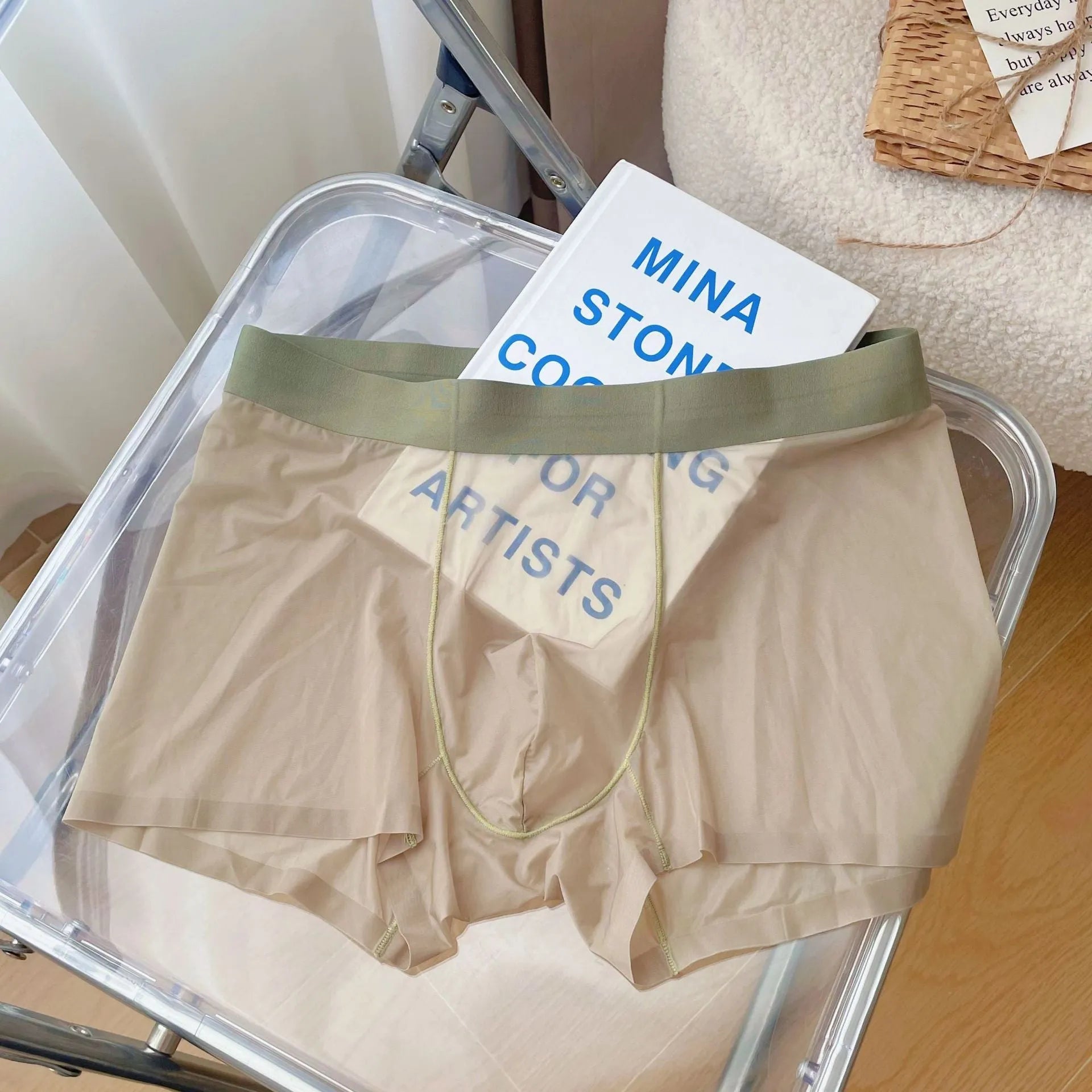 Men's seamless boxer shorts in quick-drying nylon fabric, shown in multiple colour options