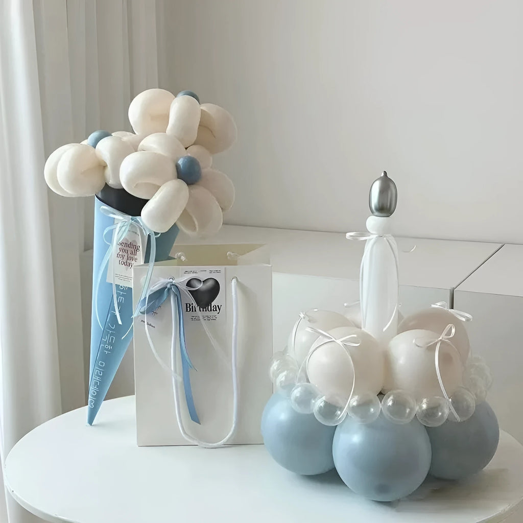 Finished balloon bouquet cake decoration kit with round balloons for DIY party centrepieces