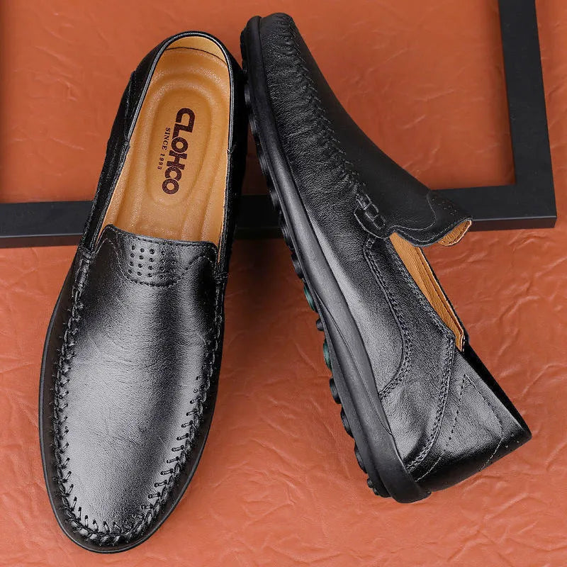 Men's brown cowhide leather shoes with round toe and flat rubber sole business casual design