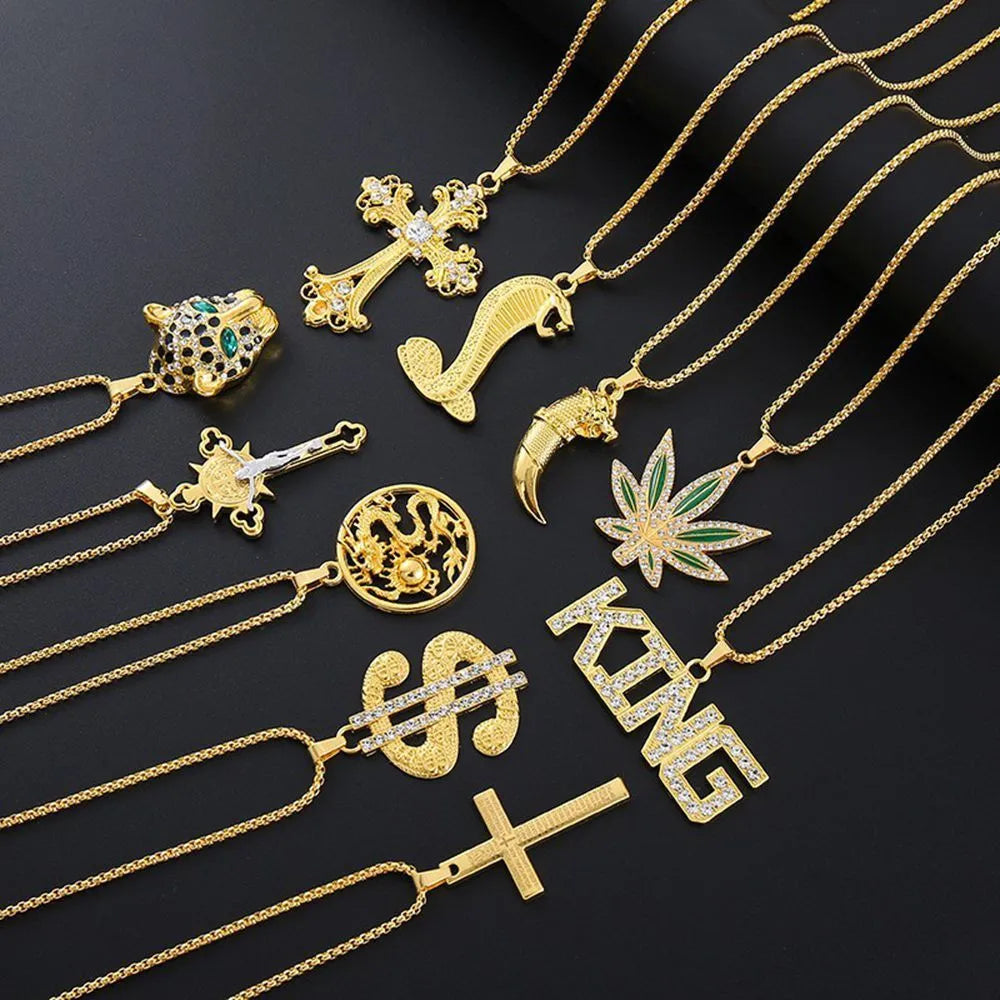 Gold colour geometric alloy necklace with an inlaid zircon stone pendant