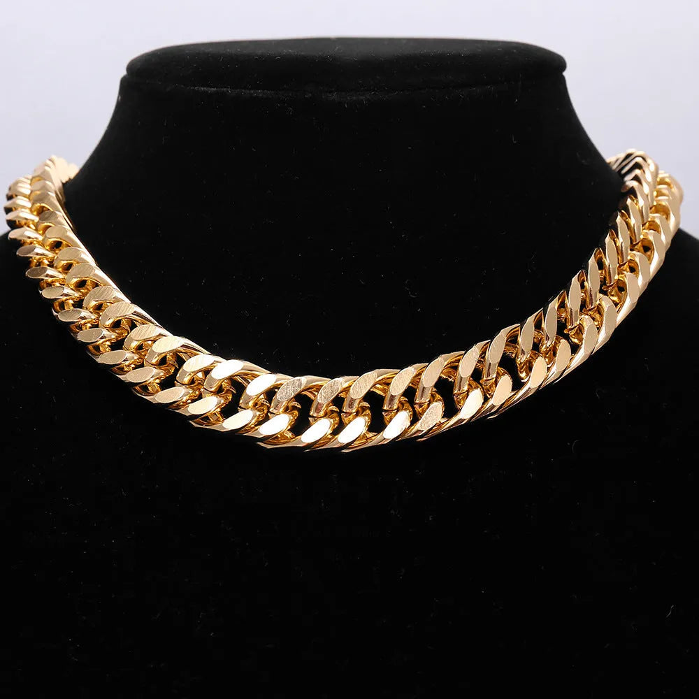 Gold tone thick chain women's necklace with 32cm length and 6cm pendant drop