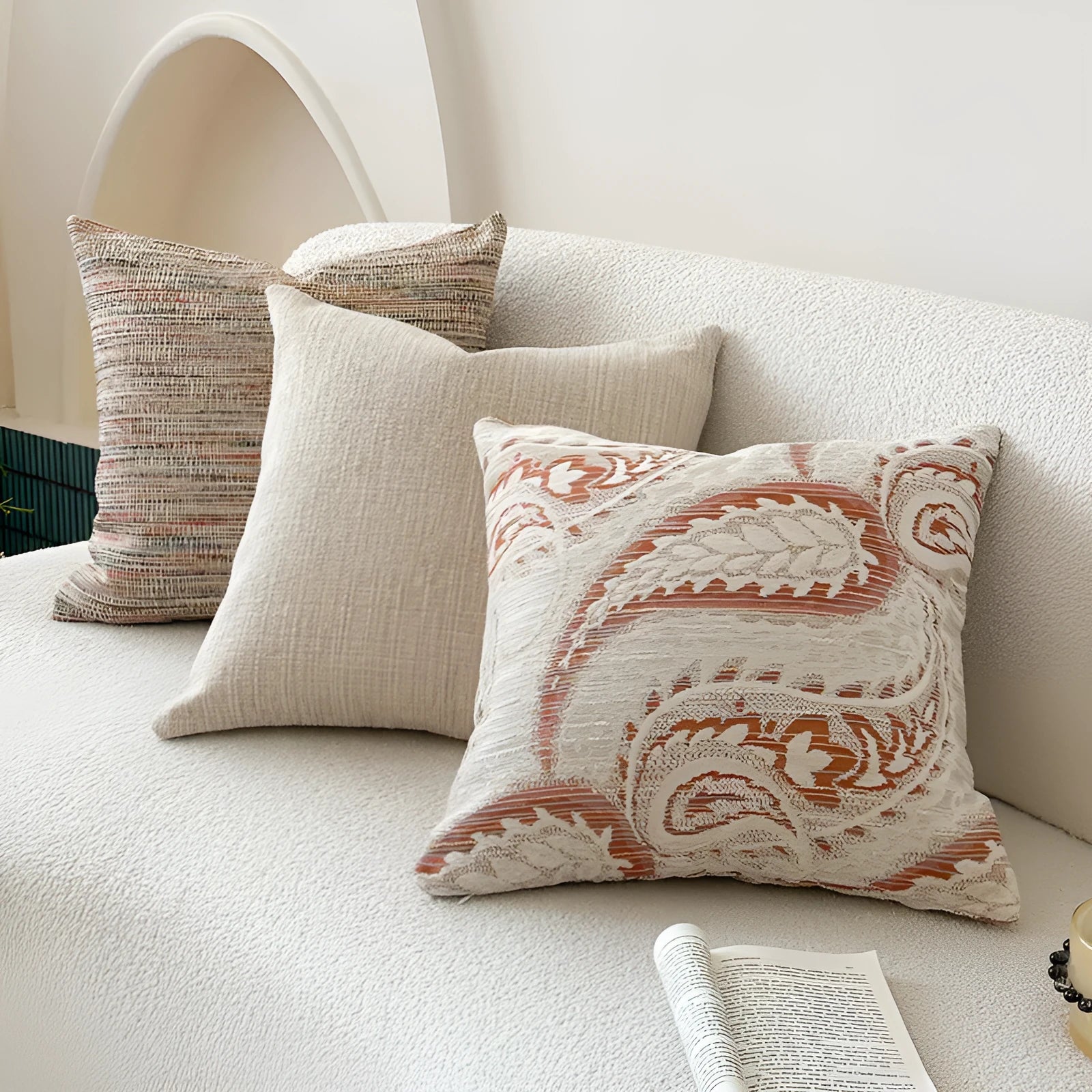 Amber coloured American-style jacquard paisley pattern sofa cushion cover