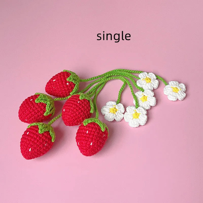 Wool crochet woven strawberry pendant necklace with 35cm length and knitted texture