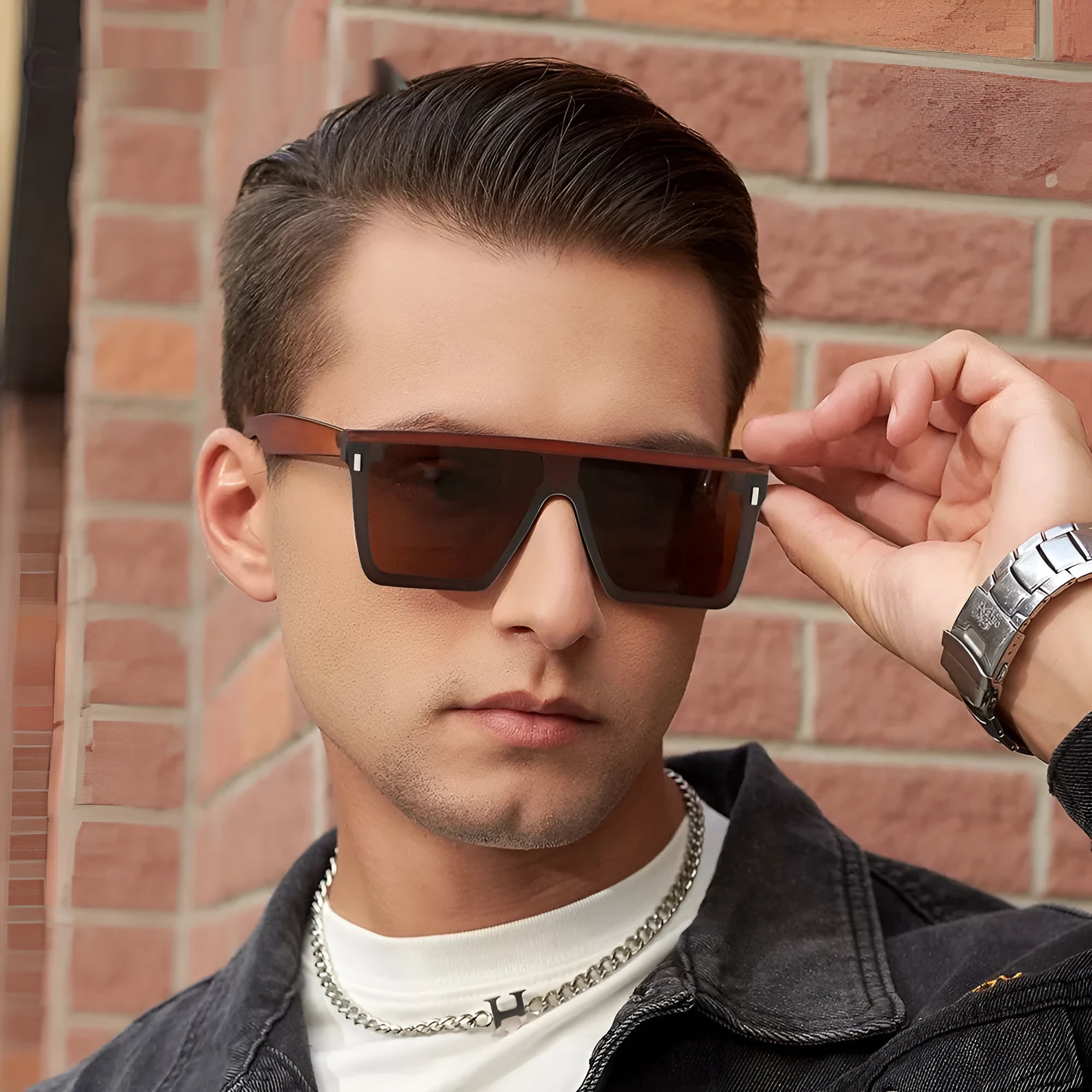 Polarised sunglasses with grey lenses and a sand black TR90 frame suitable for outdoor sports.
