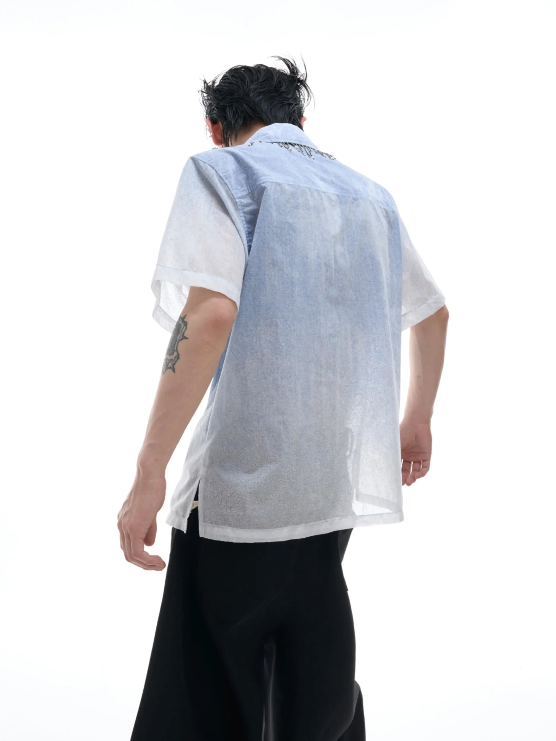 Blue to white gradient men's short-sleeved loose fit polyester shirt