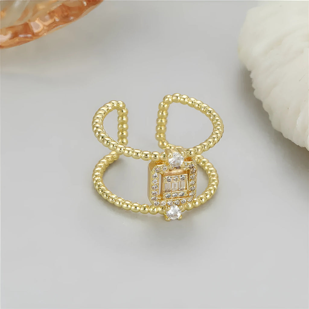 Copper open ring with adjustable opening and U-shaped asymmetric design in copper-plated gold colour