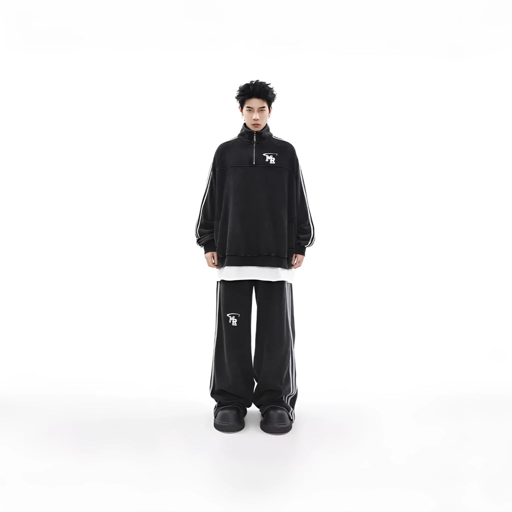 Black stand collar polyester sweatshirt in Hong Kong style for men's casual sports wear