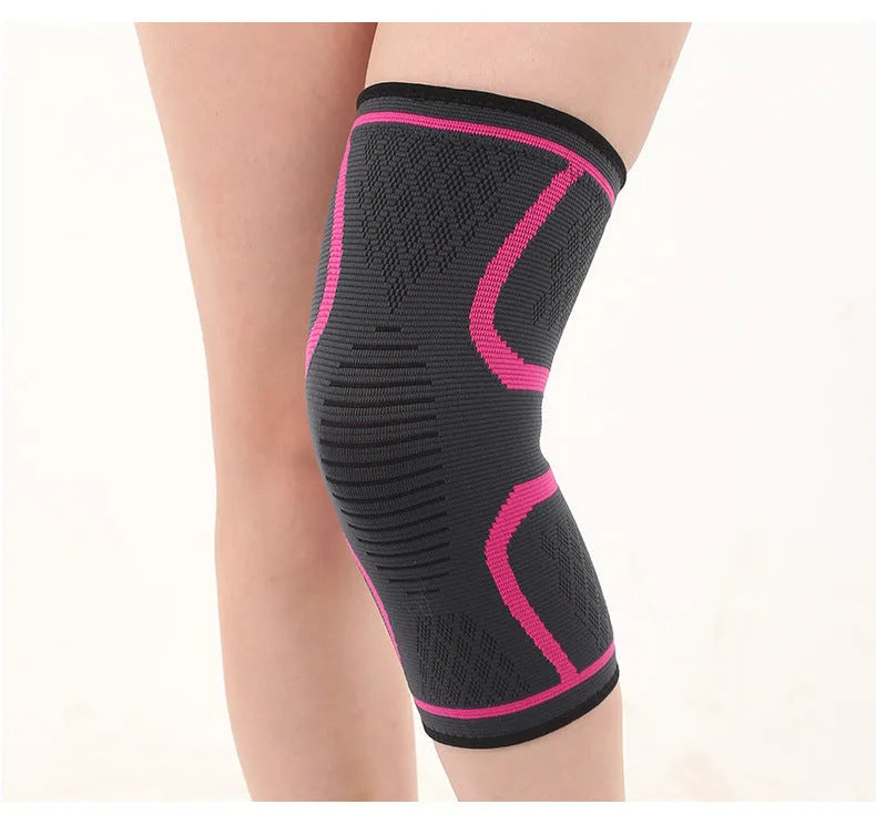 Black double corrugated sports kneecap for basketball and running