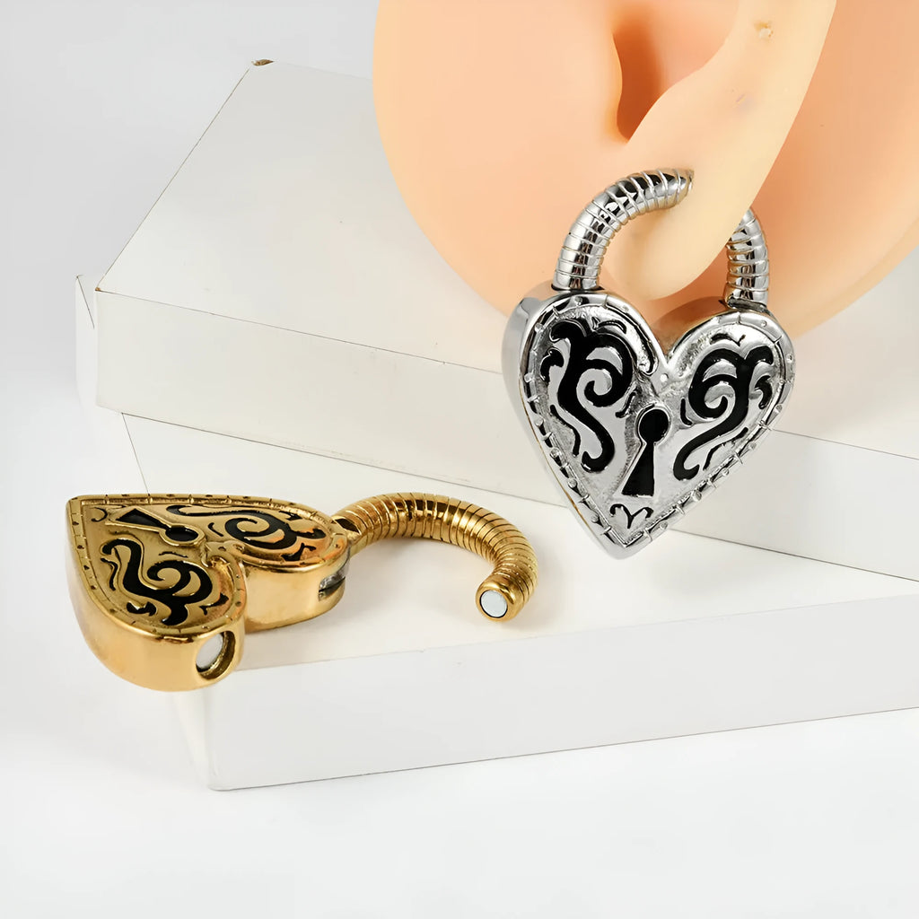 Heart-shaped stainless steel earrings in gold or steel colour with electroplated finish