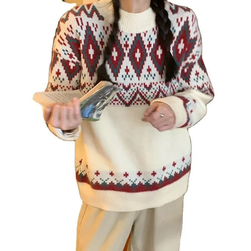 Loose striped knitted pullover top with long sleeves in white retro style
