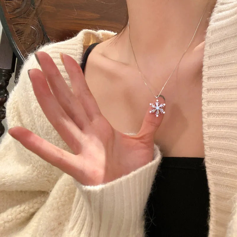 Silver rotatable snowflake necklace for women copper electroplated casual style