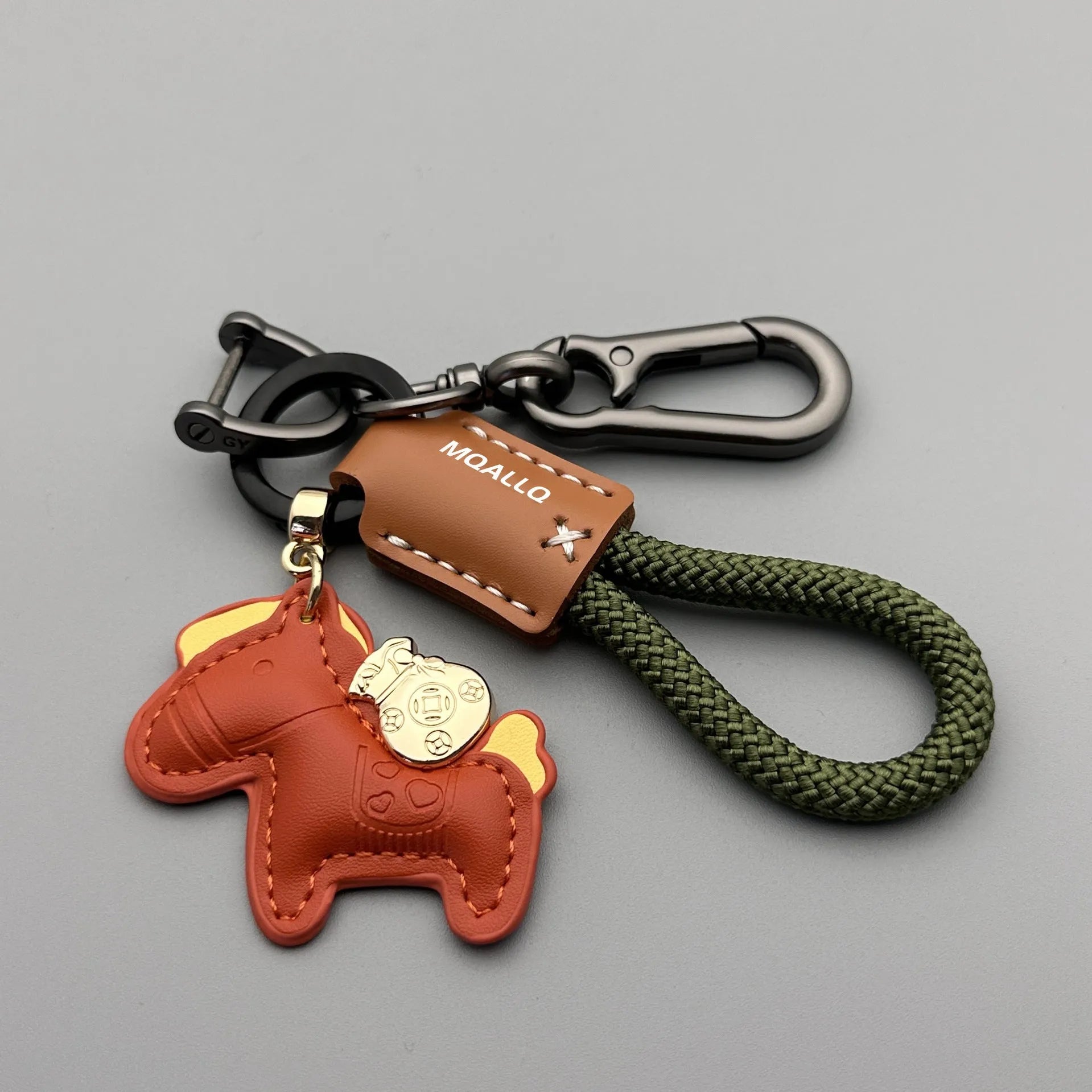 Handmade cowhide leather car key pendant with zinc alloy pony buckle and coloured flanelle rope