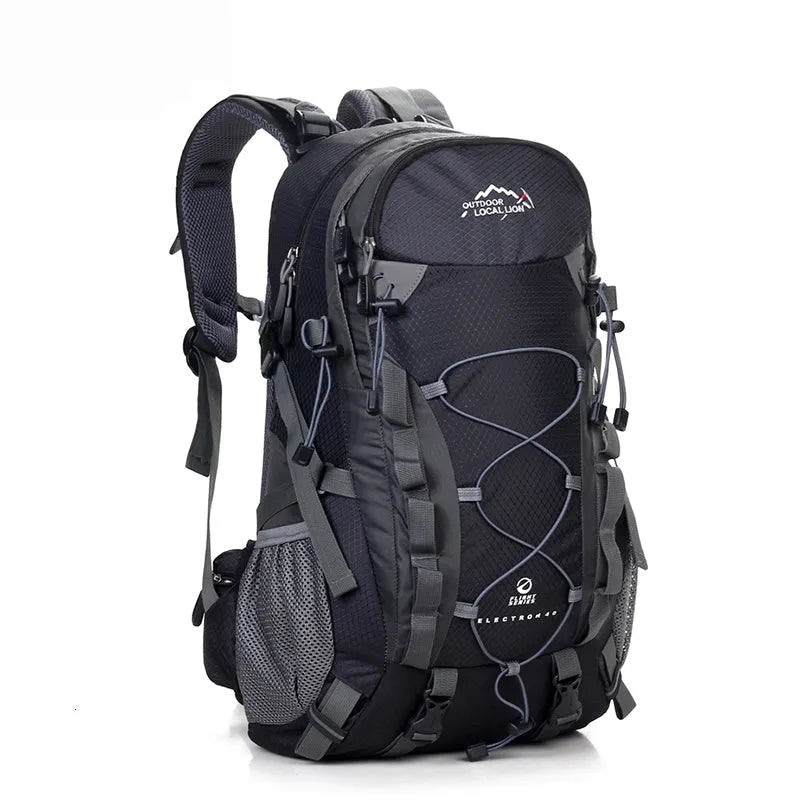 Green polyester leisure sports backpack with 20-35L capacity for outdoor activities