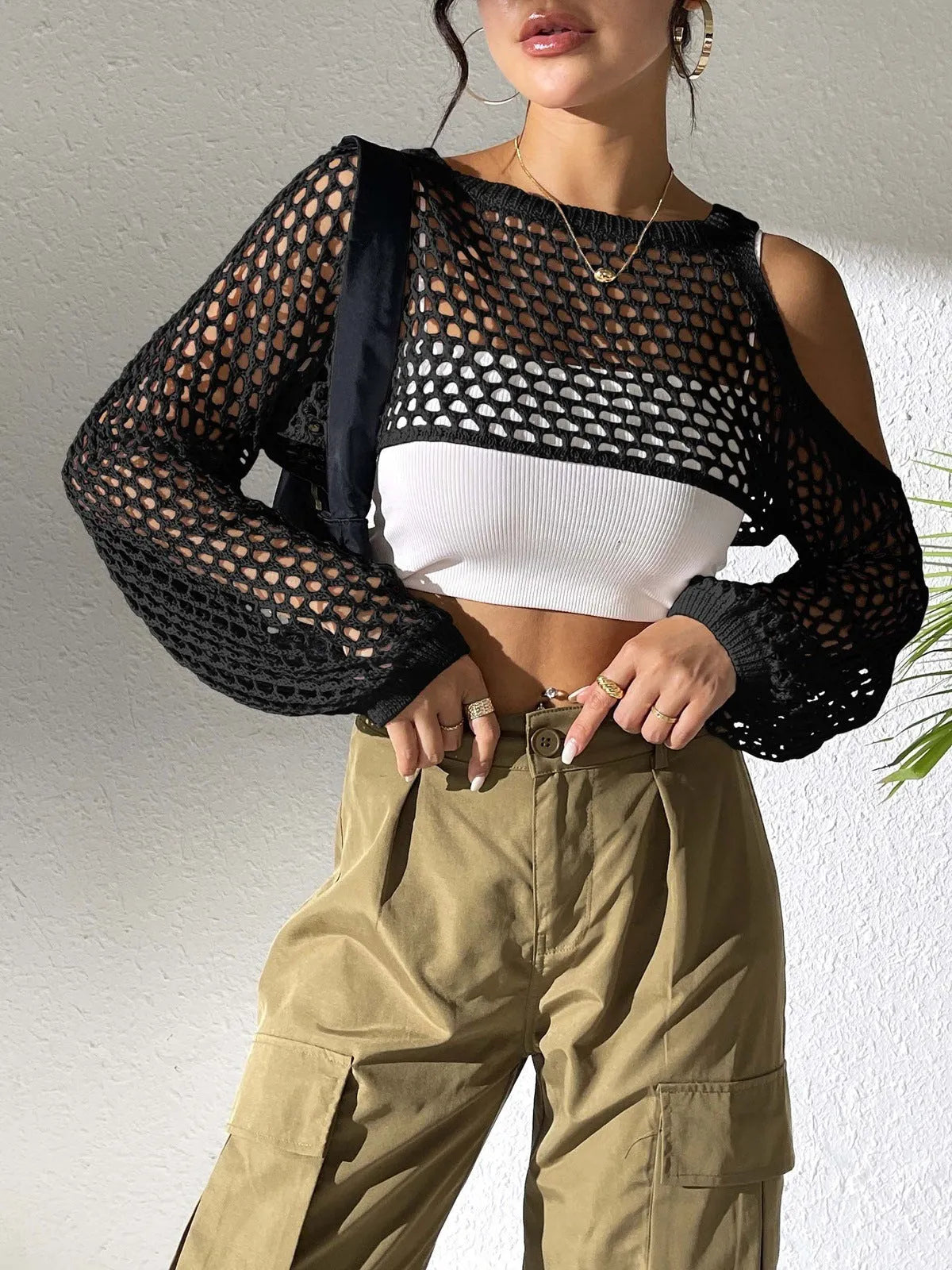 Polypropylene mesh beach shirt with hollowed navel design in free size showing six colour options