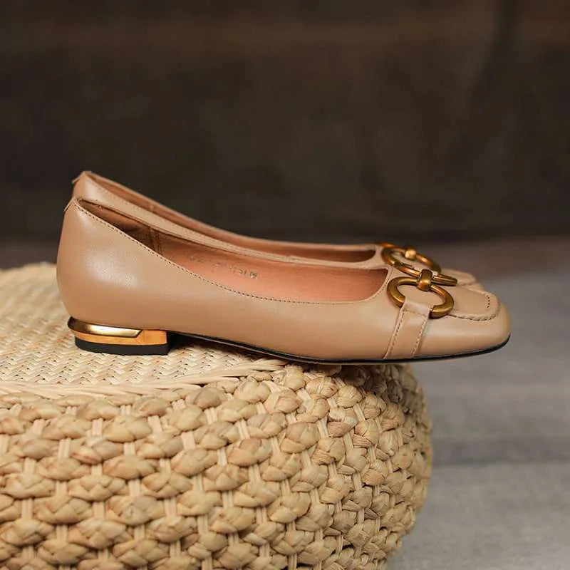 Wanwan Lei style women's pumps with shallow mouth design, square toe, and metallic flat shoe appearance