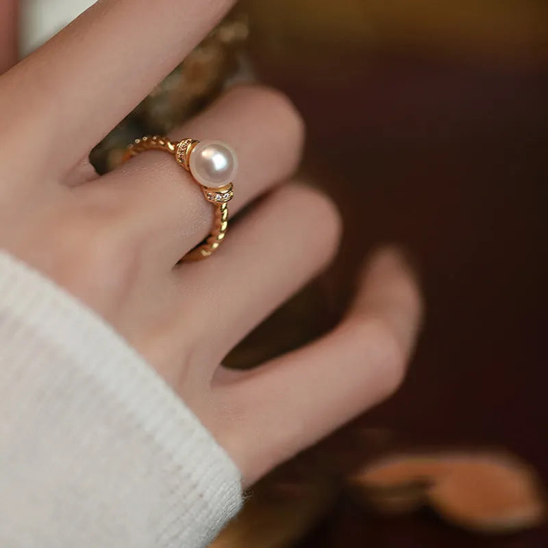 Geometric antique twist pearl ring with adjustable copper band in gold or silver finish